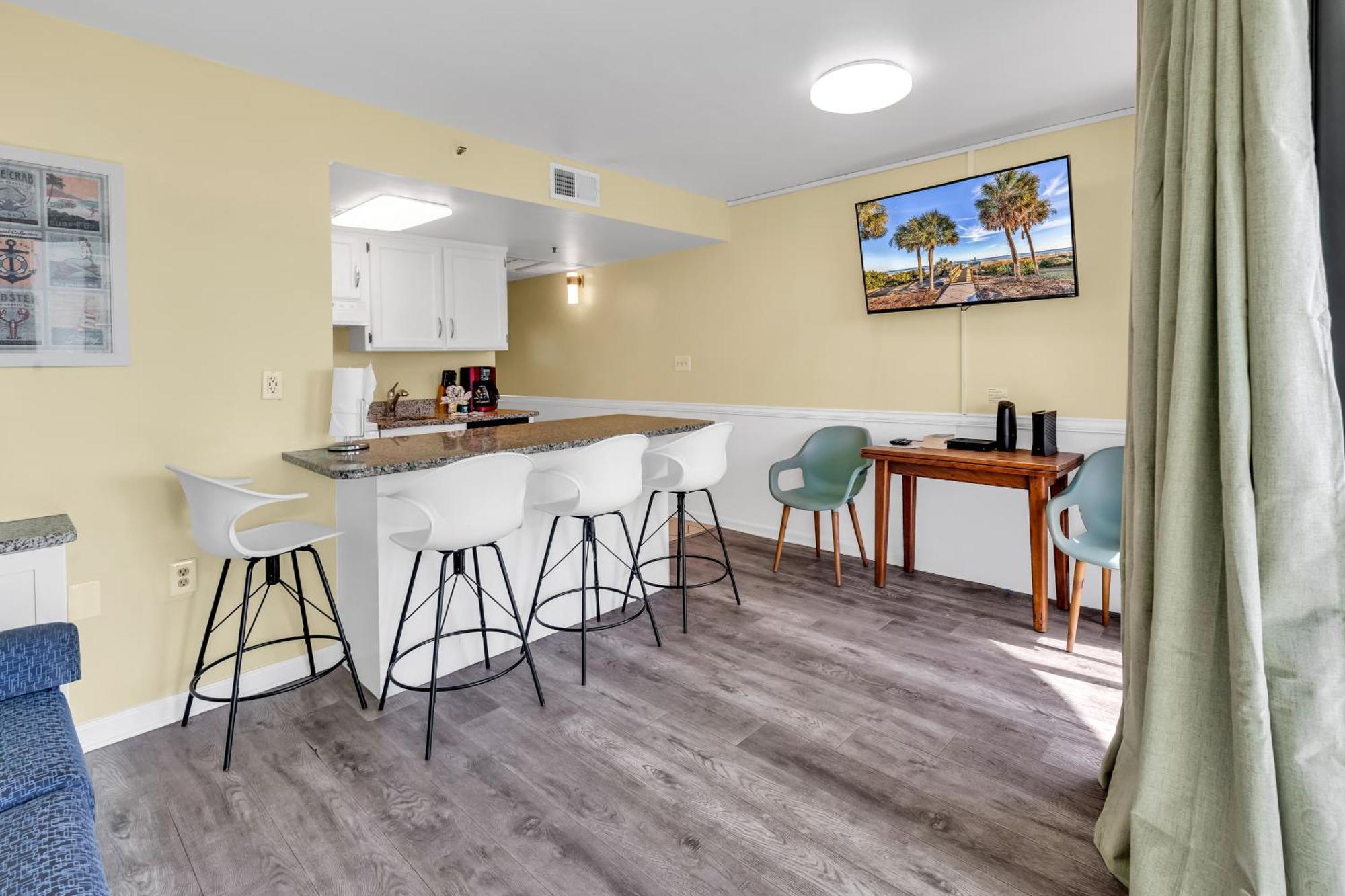 Oceanfront Condo Steps To The Beach W No Resort Fees Myrtle Beach Exteriör bild